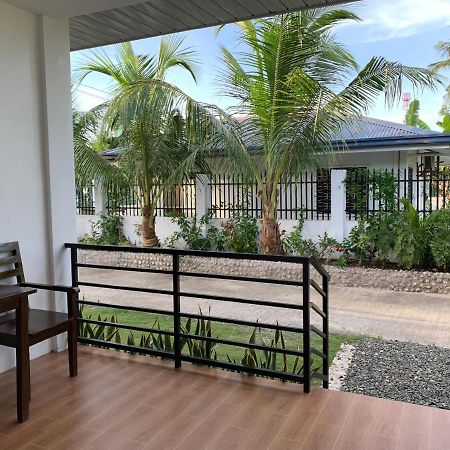Palm Tree Lodge Moalboal Exterior photo